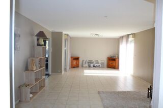  Maison à vendre 6 pièces 215 m²