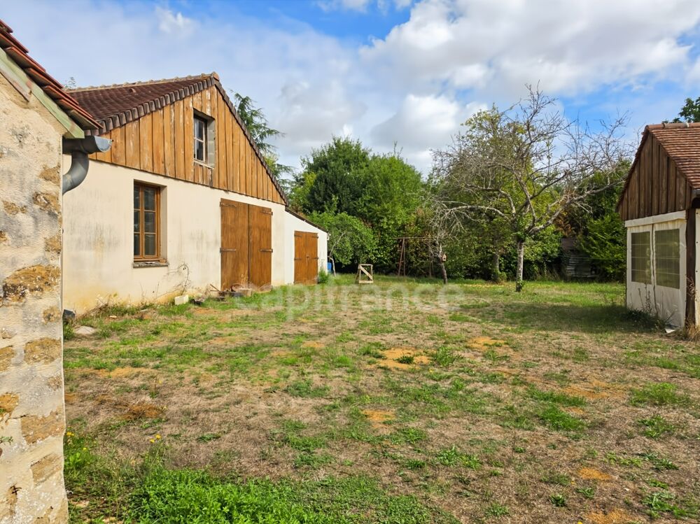Vente Maison Havre de paix à la campagne, avec plus d'un hectare de terrain et un potentiel rare ! Lombron