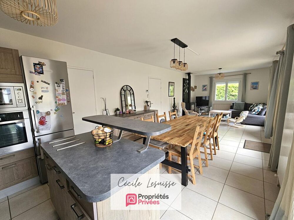 Pavillon viable de plain-pied en très bon état, sur sous-sol complet