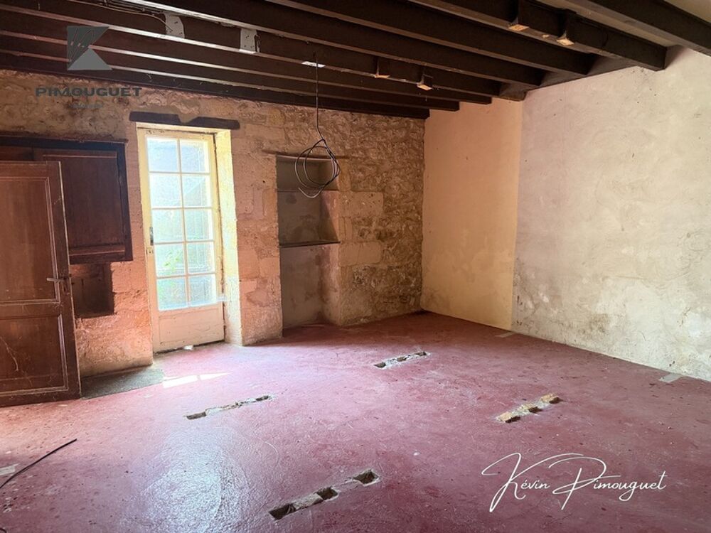 Vente Maison Ancien chai viticole à réinventer – 180 m² à aménager, cour intérieure & dépendances – 900 m² de terrain Saint pey de castets