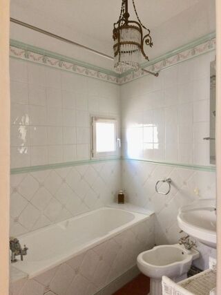  Appartement � louer 4 pi�ces 115 m�