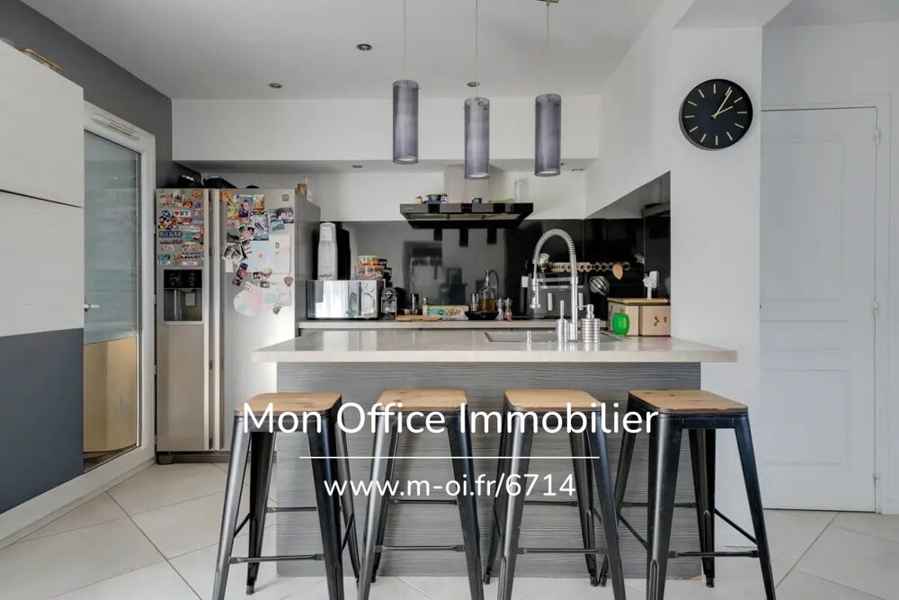 Référence : 6863-DVI. - Maison T5 de 107 m² sur terrain de 527 m², piscine et vue sur la Sainte-Victoire