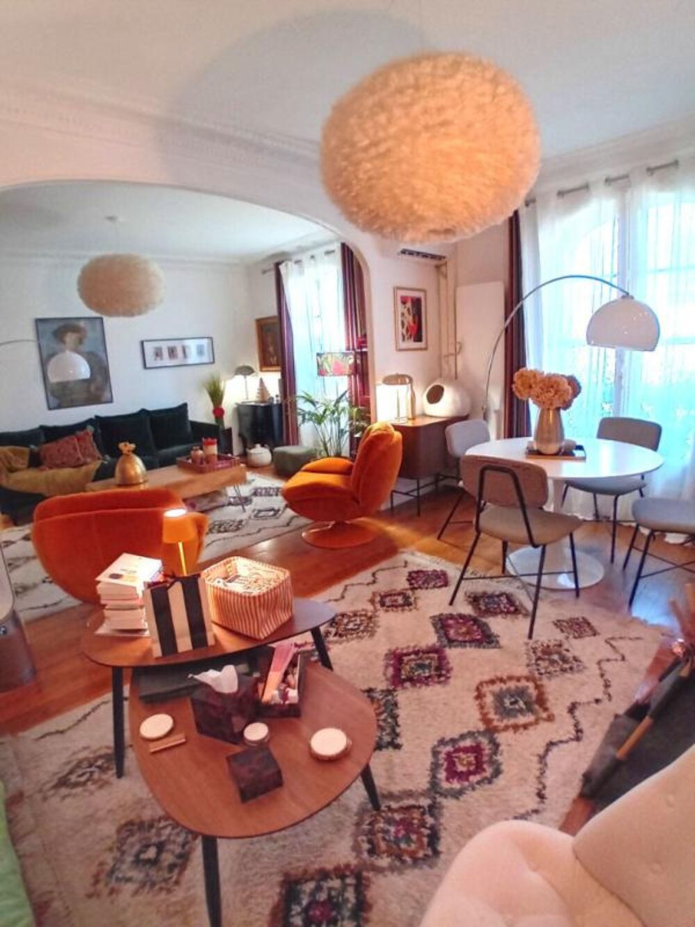 Vente Appartement Appartement Haussmannien 75 m² traversant,  Balcons, ascenseur, chambre de service au 8 étage Paris 12