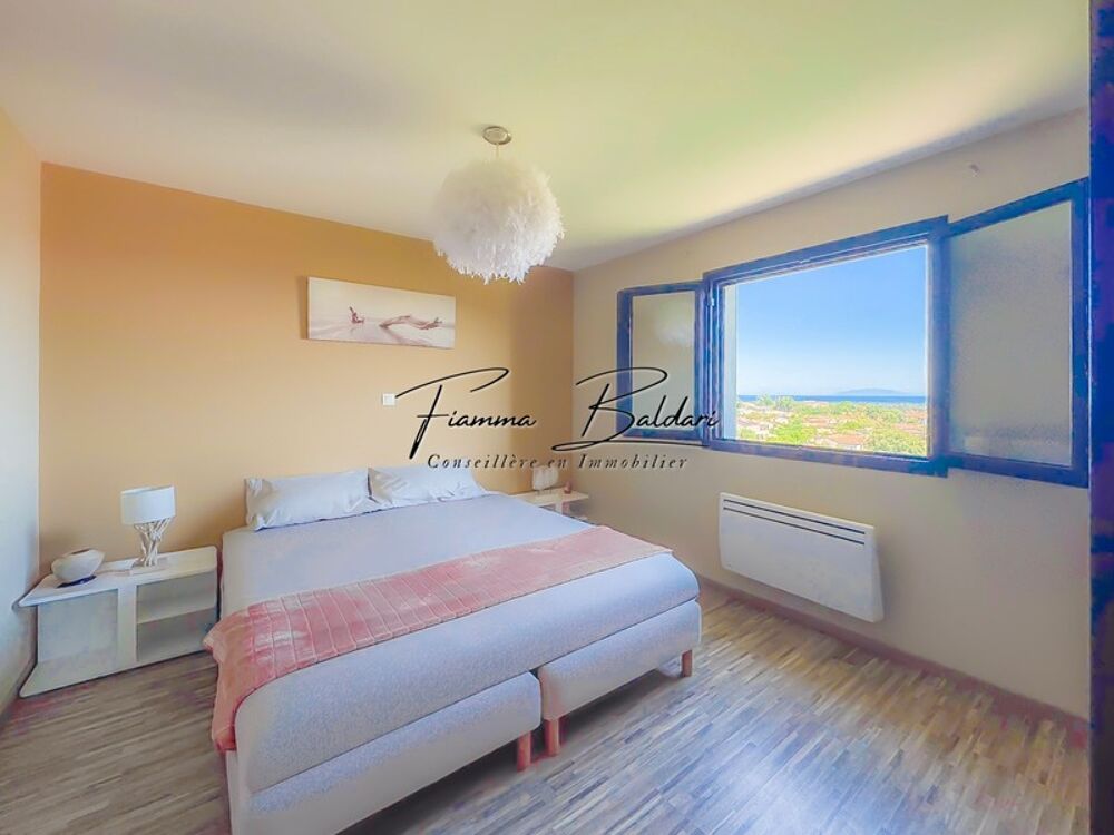 � vendre  Villa Folelli (20213)