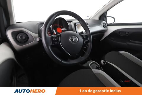 Aygo 1.0 VVT-i X-Play X-Shift 5P 69 ch 2015 occasion 92130 Issy-les-Moulineaux