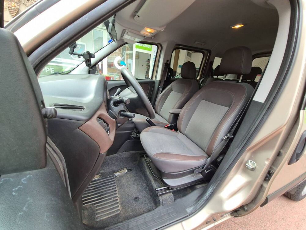 Doblo II 1.6 MultiJet 120 Trekking 2017 occasion 76200 Dieppe
