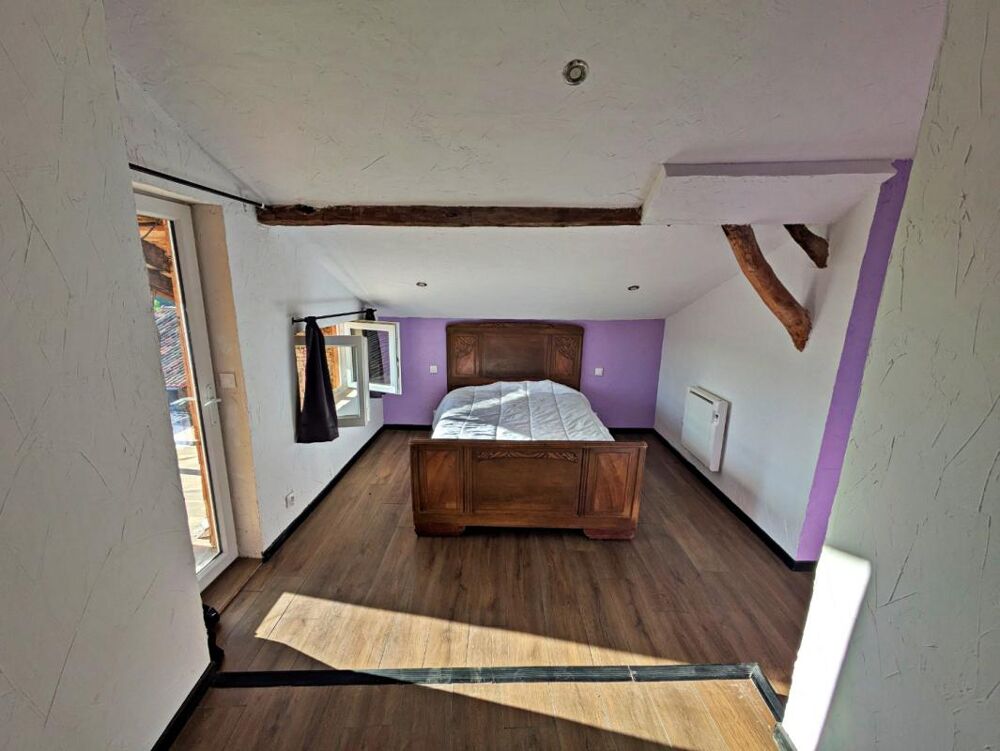 Maison 8 pièces / 220 m² / 270 000 EUR / AUZAS