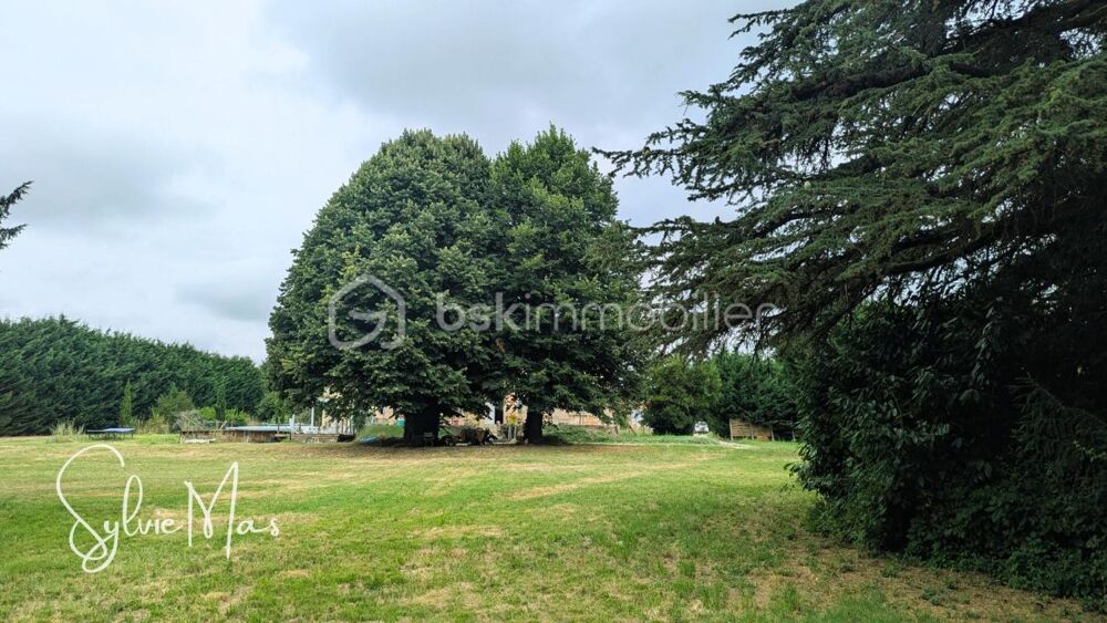 PROPRIÉTÉ 4,2 HA  MAISON DE MAÎTRE 264 M²  DÉPENDANCES