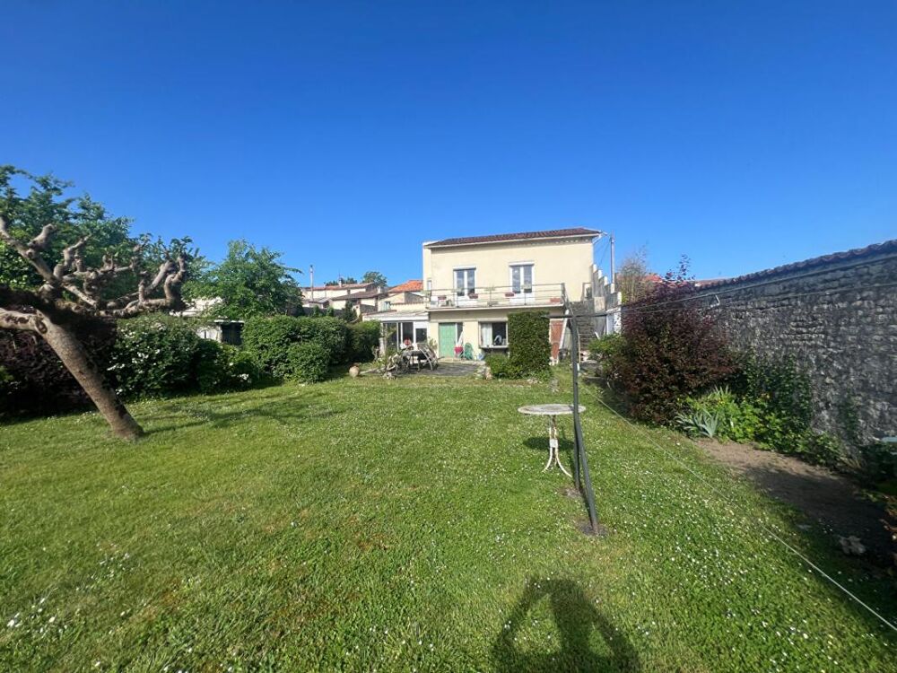Maison Saint Maixent L Ecole 4 pièce(s) 116 m2