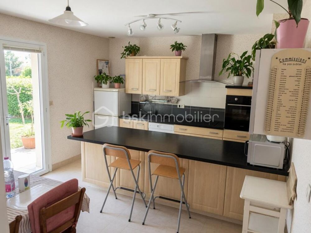 Vente Maison Maison familiale de 98 m² – Proche centre de Couëron Coueron