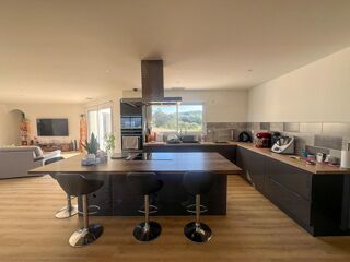  Villa  vendre 5 pices 181 m