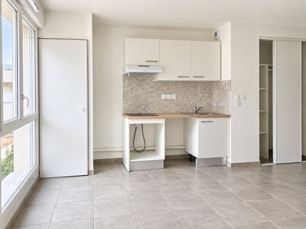 Location Appartement T3 avec terrasse et parking à TOURNEFEUILLE Tournefeuille