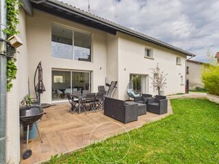  Maison � vendre 5 pi�ces 160 m�