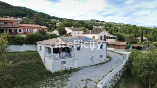  Villa  vendre 9 pices 186 m
