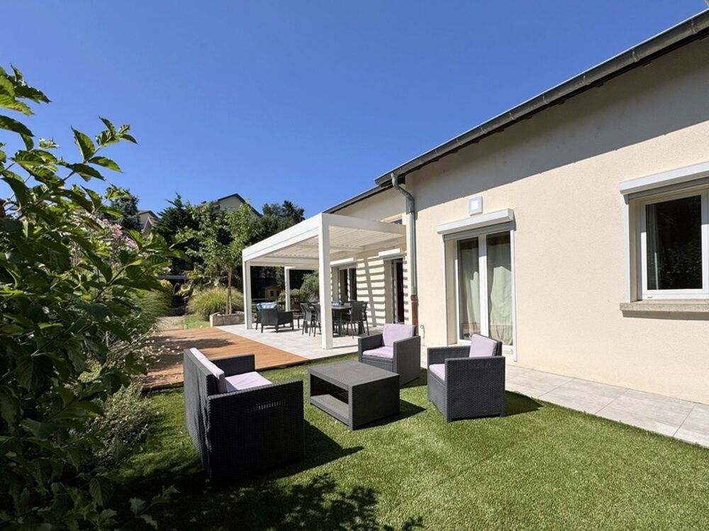Vente Maison Maison 8 pièces à Villette-d'Anthon Villette d anthon