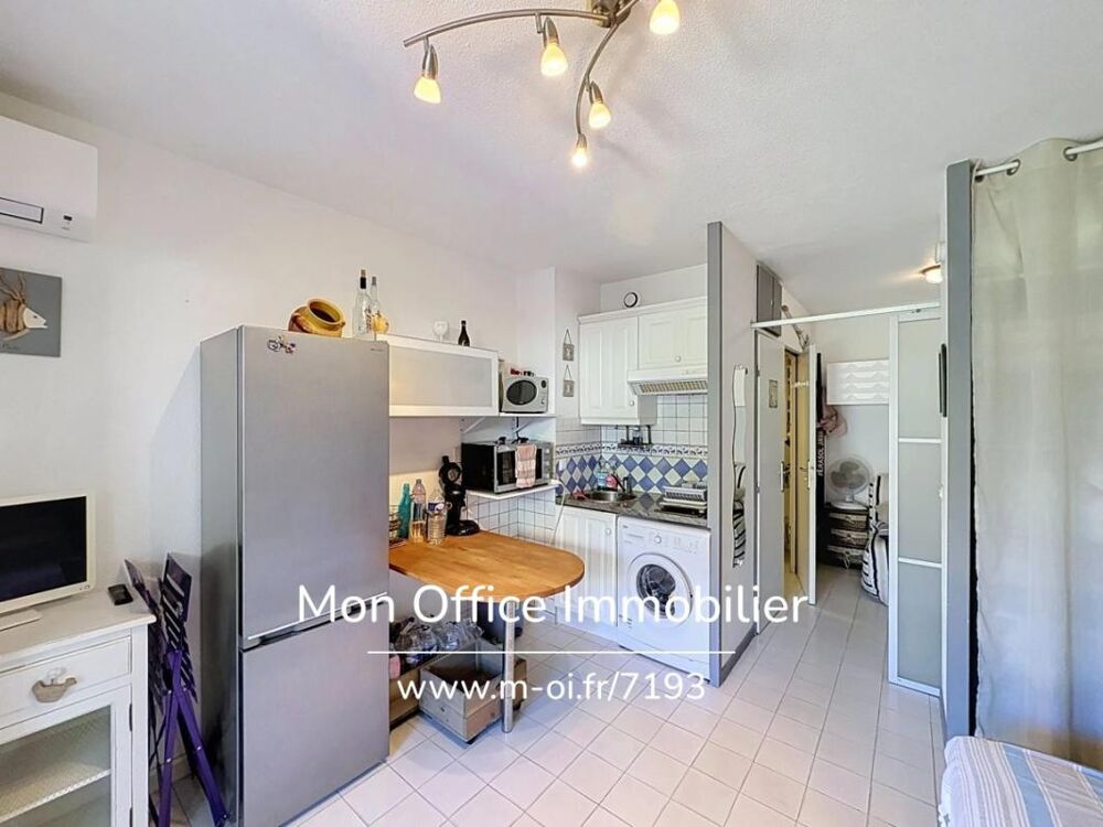 Vente Appartement Référence : 7193-LES - STUDIO AVEC TERRASSE ET PARKING DANS RÉSIDENCE CALME AVEC PISCINE À CAVALAIRE SUR MER Cavalaire sur mer