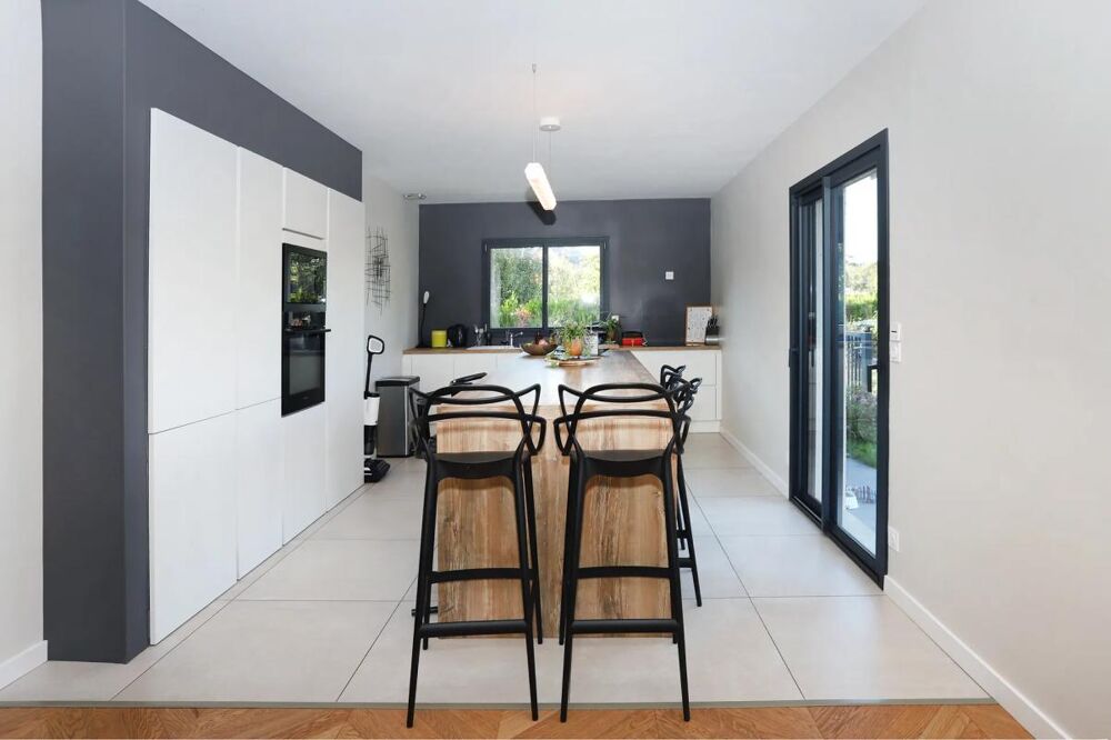 Vente Maison Maison 7 pièces 212 m² et son studio de 26 m² à Cesson-Sévigné Cesson sevigne