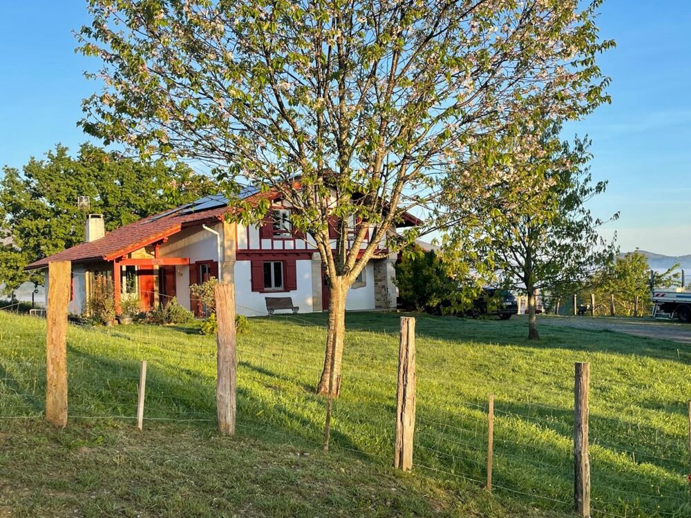 Vente Maison Maison à vendre 6 pièces SARE (64) Sare