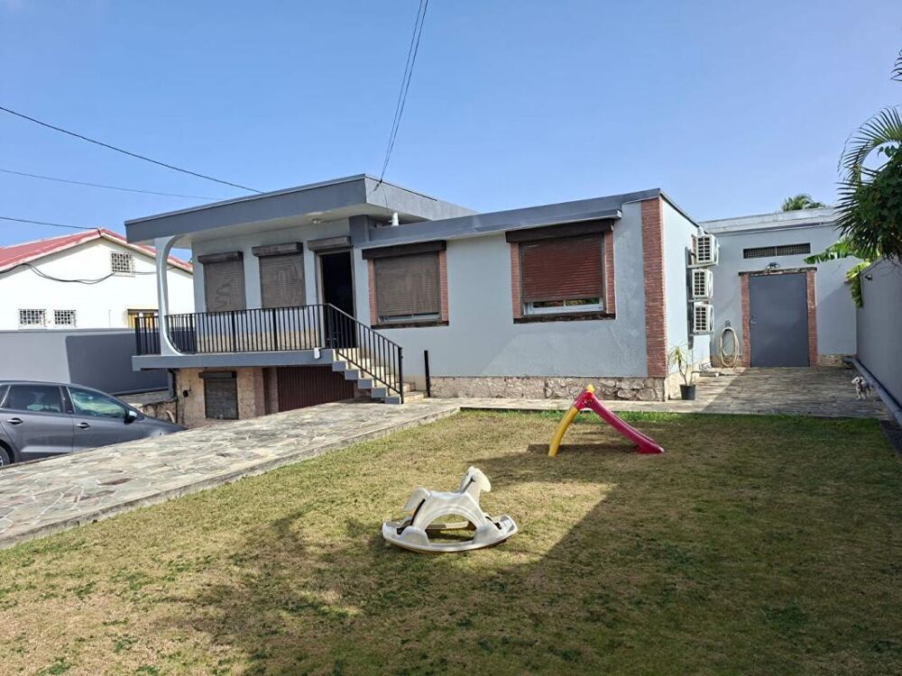 Vente Maison PLAIN PIED Maison avec piscine Baie mahault