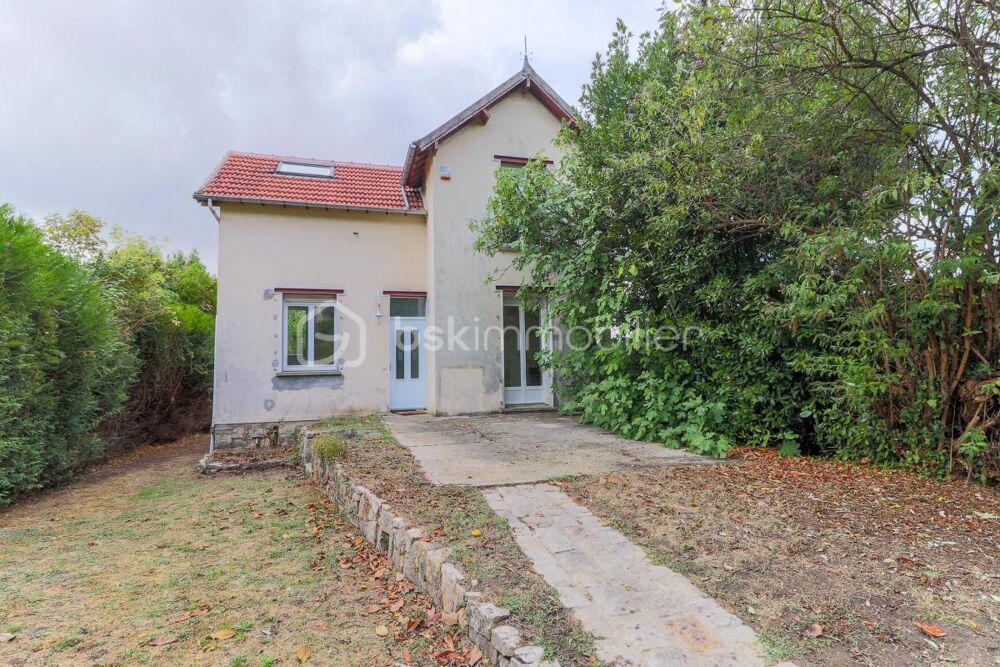 ? Maison familiale 3 chambres  Grand jardin  Sous-sol total  Garage  Gare RER D à pied