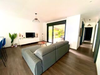 Vente Maison SAINT PIERRE (974), Maison à vendre 4 pièces de 87 m², terrasse, Jacuzzi sur parcelle totale de 412 m² Saint pierre