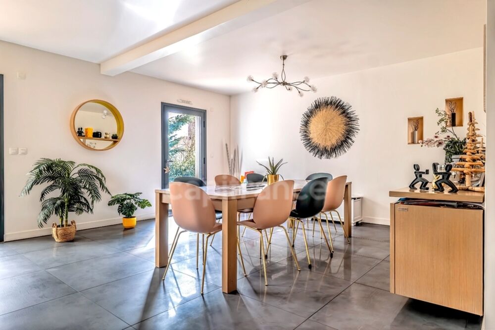Maison à vendre P8 FONTENAY SOUS BOIS (94) au coeur des Rigollots, en limite de VINCENNES, 215 m² avec jardin arboré, terrasse et