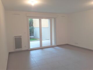 Appartement à louer 3 pièces 56 m²