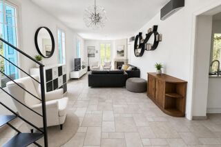  Maison à vendre 12 pièces 304 m²