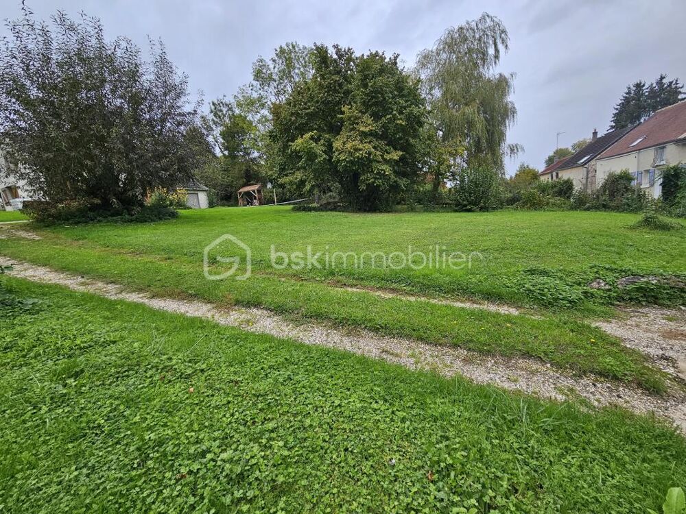 Vente Terrain Terrain constructible de 861 m² à Pommeuse – secteur calme et boisé Pommeuse