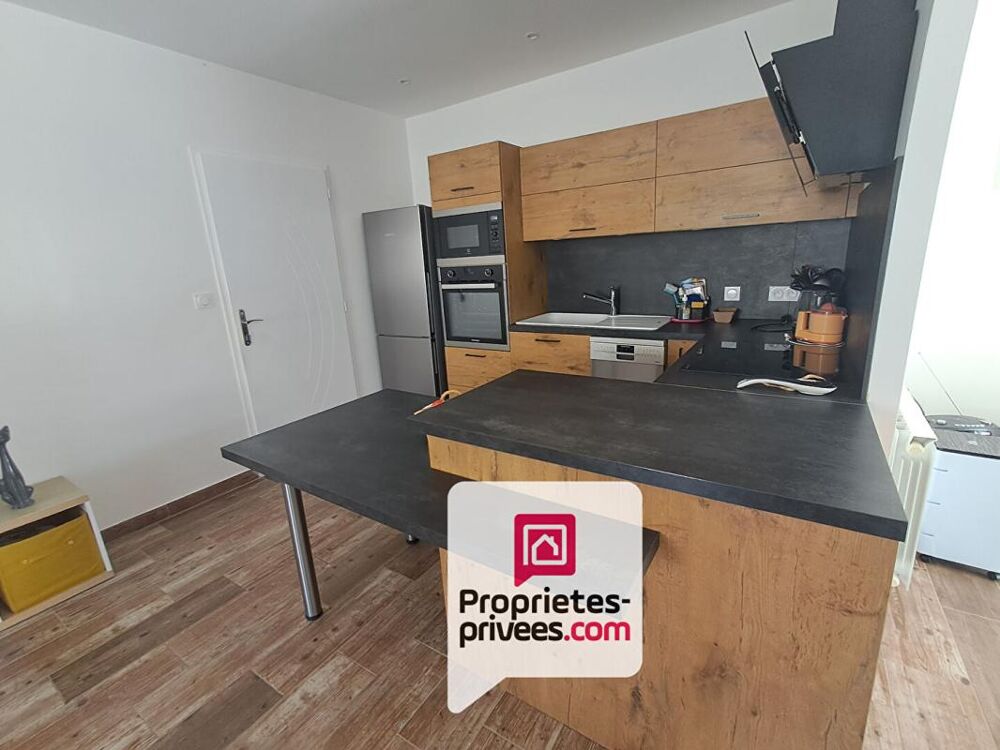 Vente Maison MAISON CONTEMPORAINE  TRES RECENTE 98 M2 3 CHAMBRES INTRA MUROS FONTENAY LE COMTE Fontenay le comte