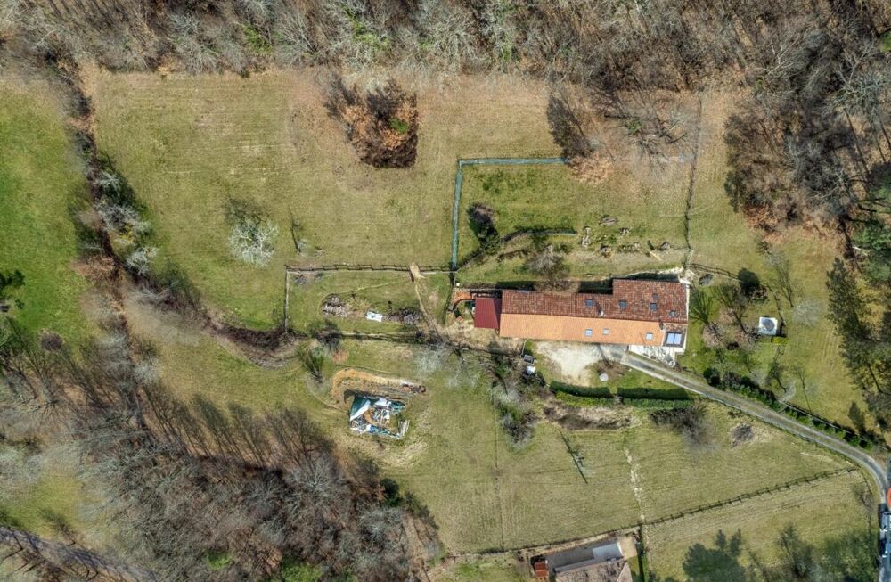 Vente Maison Propriété 216 m2 sur parcelles de 12866 m2 Chateau l eveque