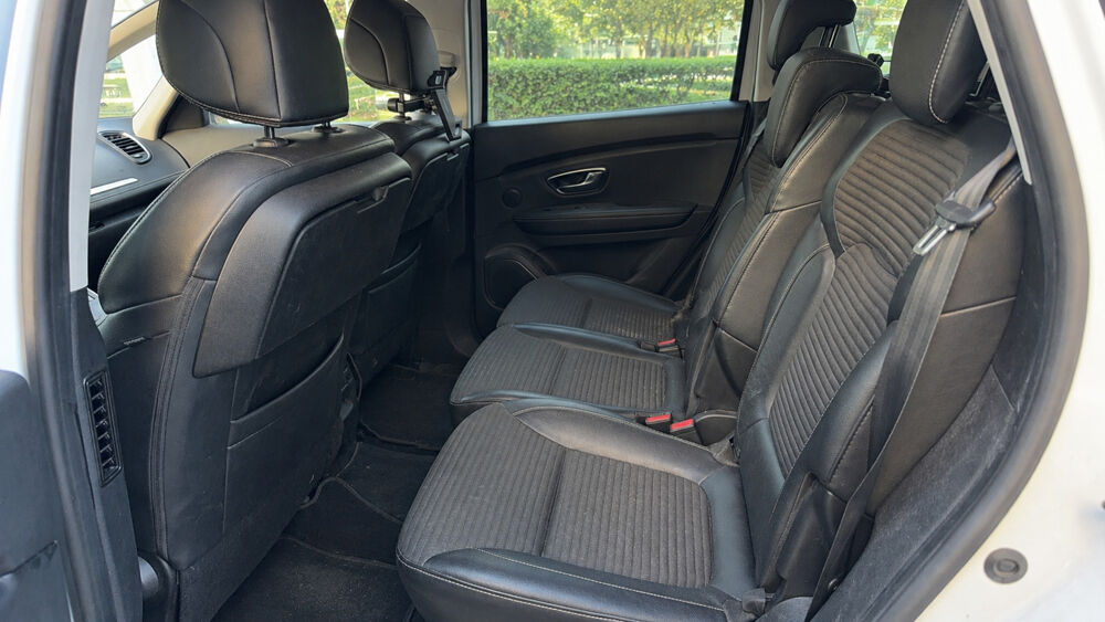 Grand scenic IV IV 1.3 TCe 160 EDC7 Bose - 7 places Automatique 2019 occasion 95120 Ermont