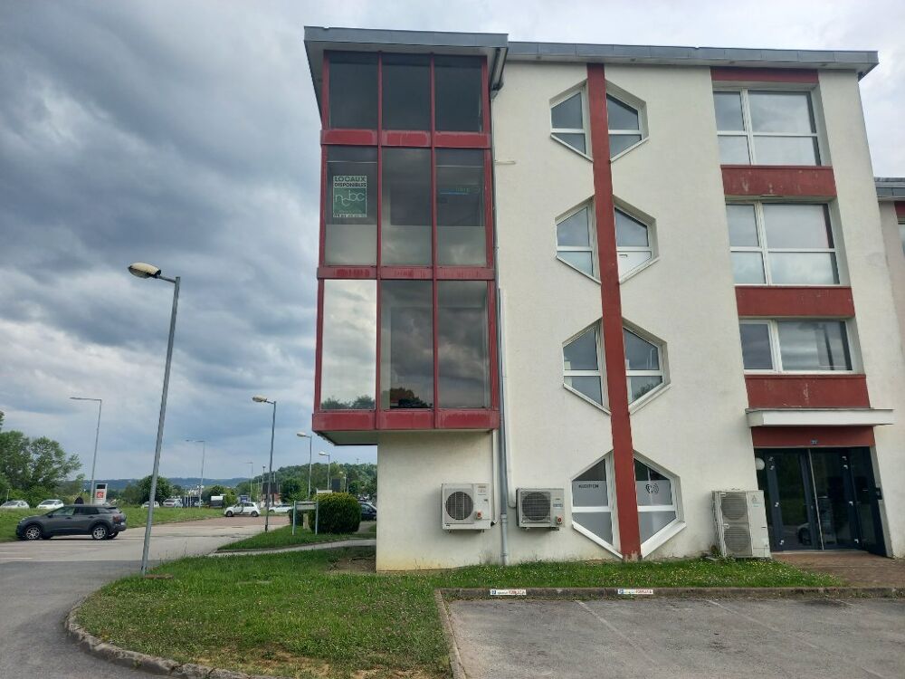   A LOUER - BUREAUX 