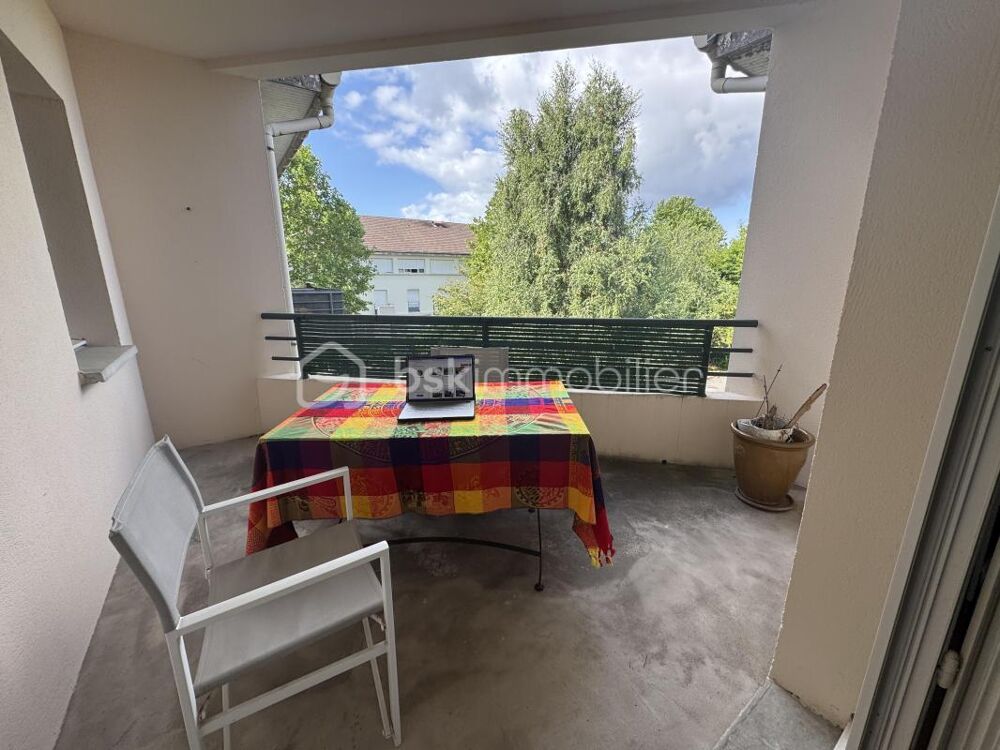 Grand F3 Duplex de 82 m² avec Loggia, Box et 2 Places de Parking  Magny-le-Hongre en hyper Centre