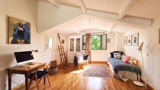  Villa à vendre 8 pièces 166 m²