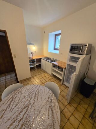 Appartement à louer 2 pièces 45 m²