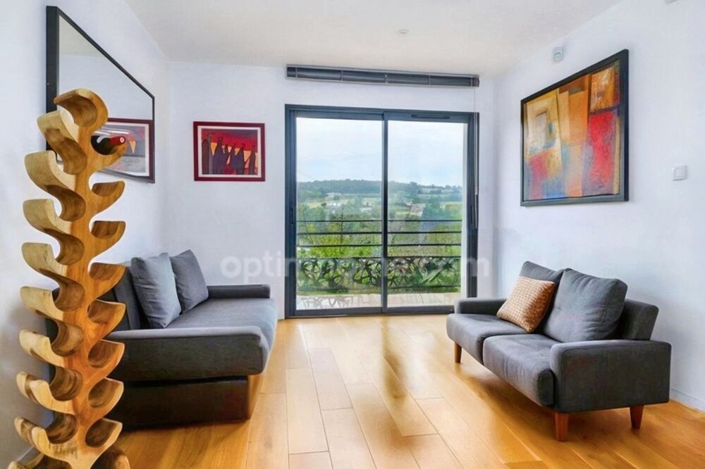 EXCLUSIVITE - Vienne, villa contemporaine aux prestations haut de gamme