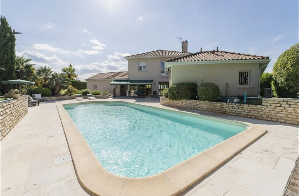 Vente Maison Prestations haut de gamme aux portes de Poitiers Buxerolles