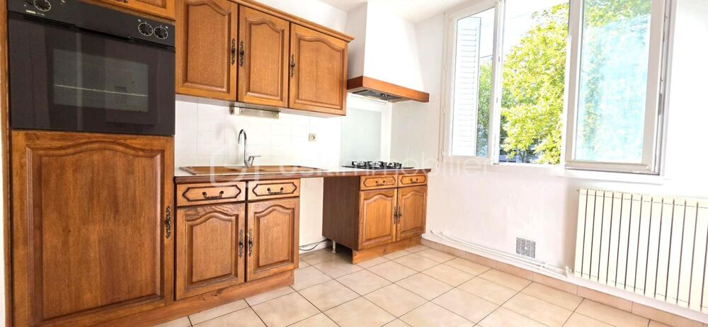 Vente Appartement T2 de 41 m2 avec balcon, cave et parking privé - Le Pont de Claix Le pont de claix