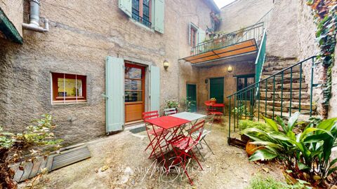   CABRESPINE - GRANDE MAISON DE CARACTERE - 216m2 - GARAGE - COUR Maison - 10 pice(s) - 216 m