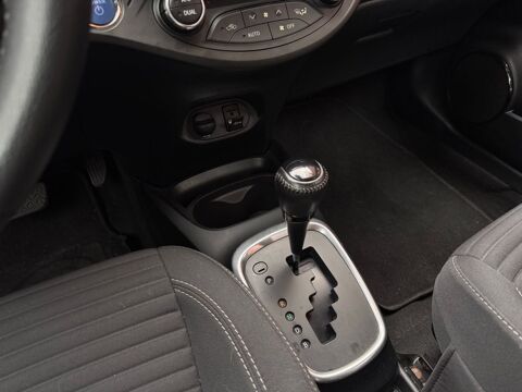 Yaris III 1.5 VVT-i 100 Hybrid E-CVT Dynamic - Automatique 2019 occasion 33000 Bordeaux