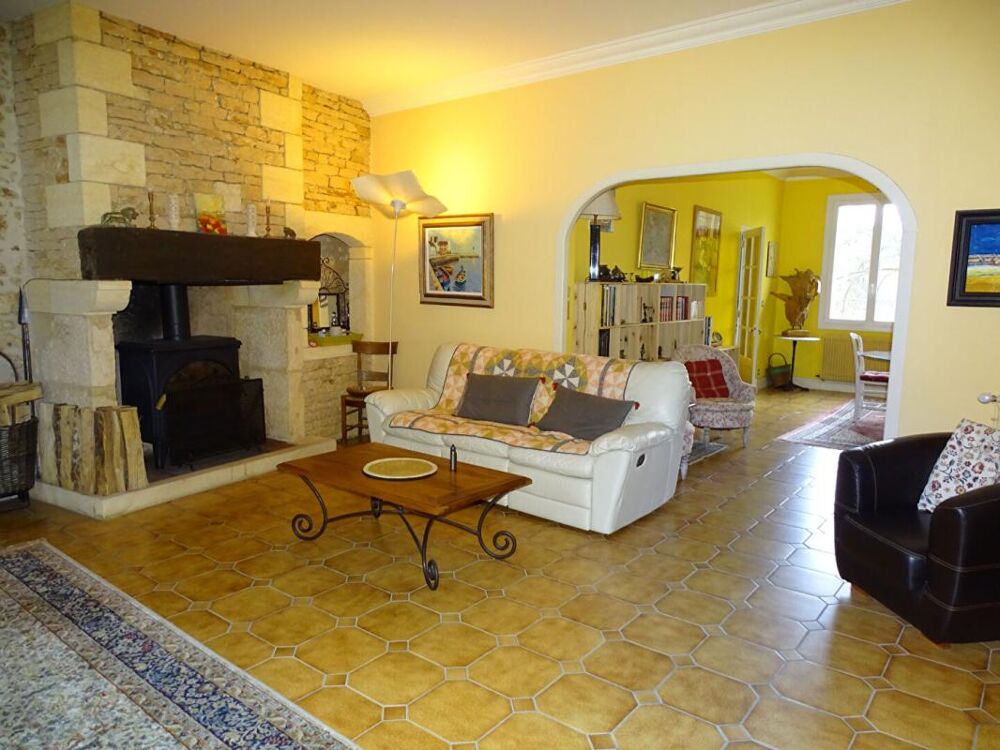 Vente Maison Maison Montignac Lascaux 7 pièce(s) 196 m2 Montignac lascaux