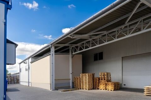 a vendre entrepot environ 680m&sup2;  Local &agrave; vendre BEYNOST (01) 897600 01700 Beynost