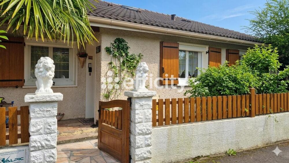 Maison 6 pièces 101 m² · à Chelles · 101 m² · 350 000 €