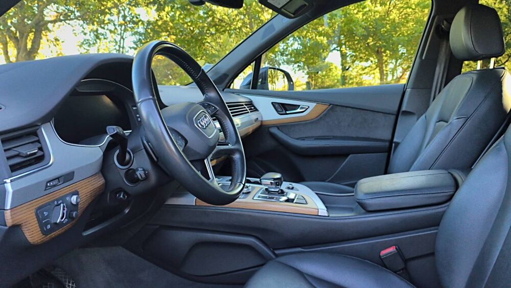 Q7 II 3.0 V6 TDI 218 Quattro S-Tronic 8 Avus - Premi&egrave;re main En 2016 occasion 85430 Aubigny Les Clouzeaux