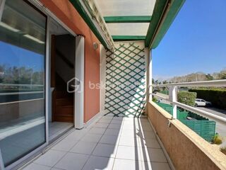  Duplex/triplex  vendre 2 pices 24 m
