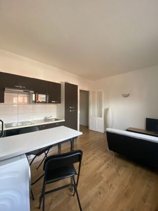  Appartement à louer 2 pièces 30 m²