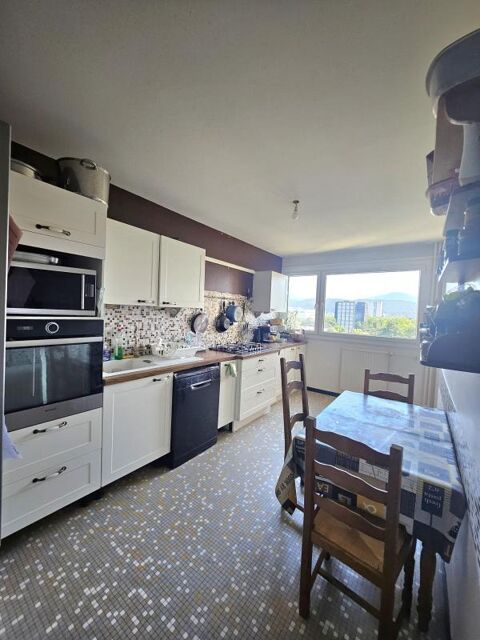  Appartement � louer 3 pi�ces 105 m�