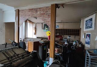  Immeuble à vendre 6 pièces 150 m²