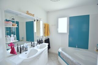  Maison  vendre 6 pices 132 m